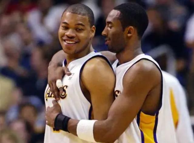 记德文-乔治：他是科比小弟 他靠防守为湖人三连冠立下奇功