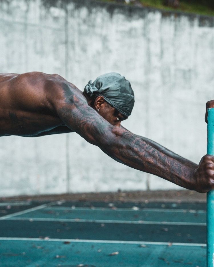 官方网站-夏日苦练不停歇！范德比尔特晒训练照获前队友浓眉点赞