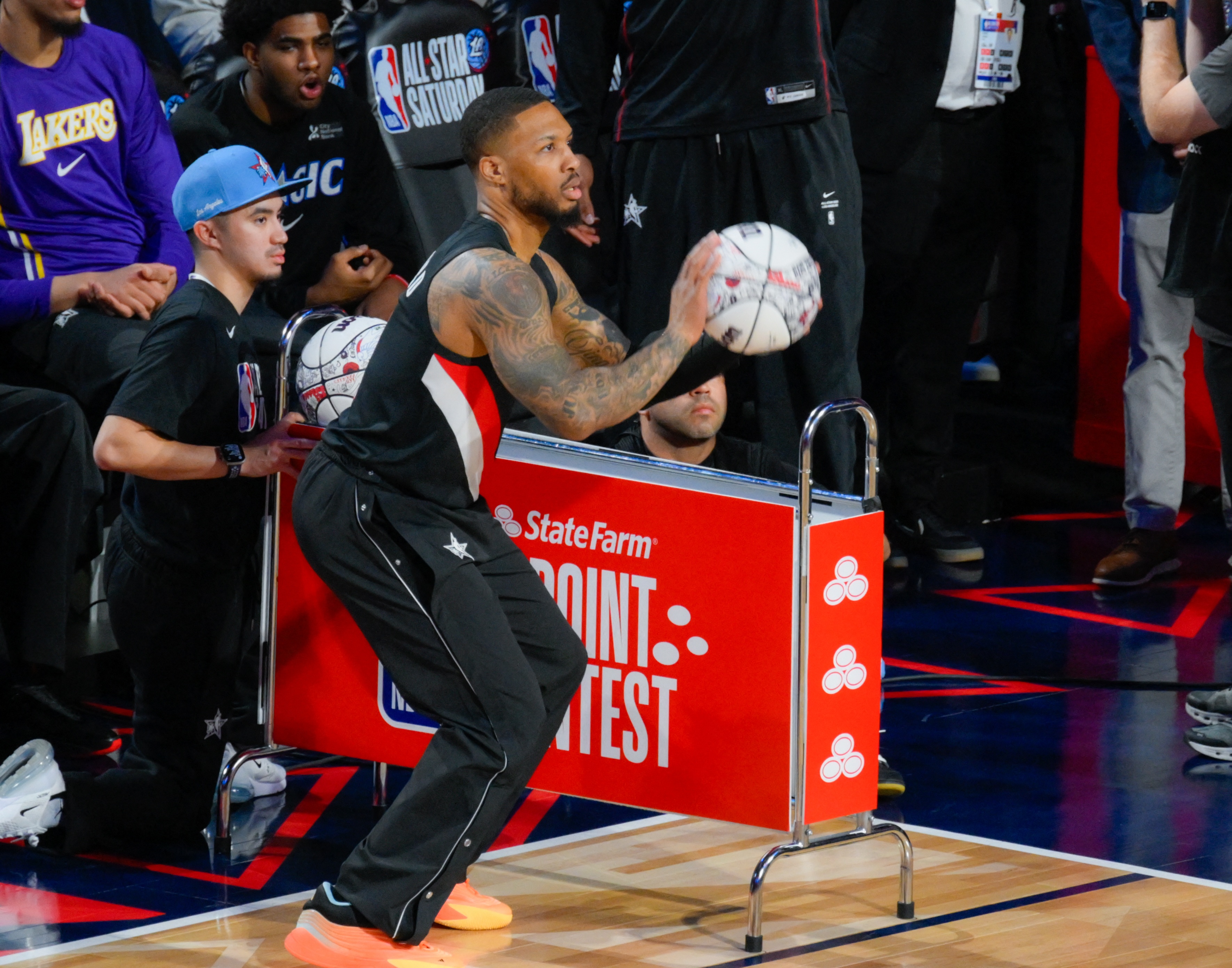 开云棋牌-麦迪：如果利拉德都不能进名人堂 那我不知道谁还能进了